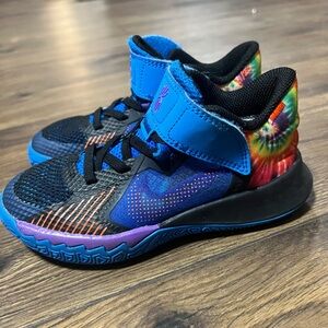 Kyrie Irving Edition FlyTrap Tie Dye Nikes